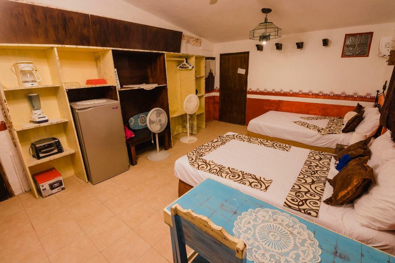 Antigua Lodge, 70 M From Sandy Beach El Cuyo Exterior foto